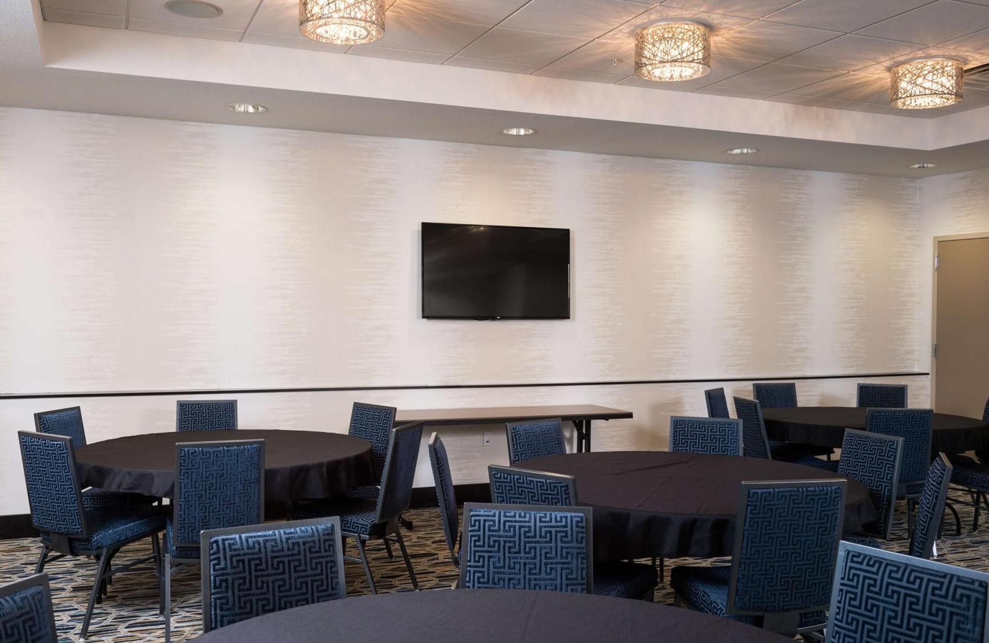 Hotel Hampton And Downtown 3*